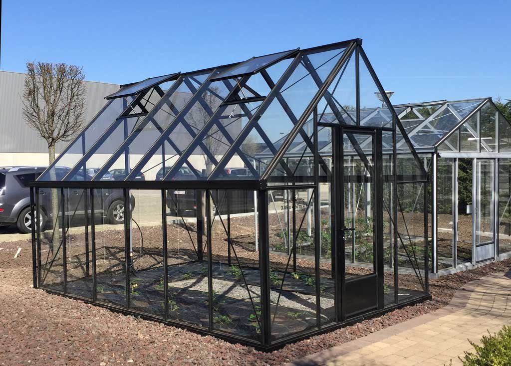 Invernadero de Cristal y Aluminio «El Rústico»